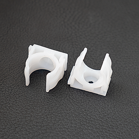 Клипсы белые для монтажного пистолета, полиэтилен, 20 мм