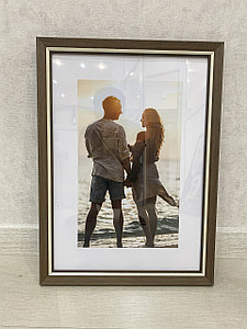 Рамка 30х40 см, Коричневый с белым контуром