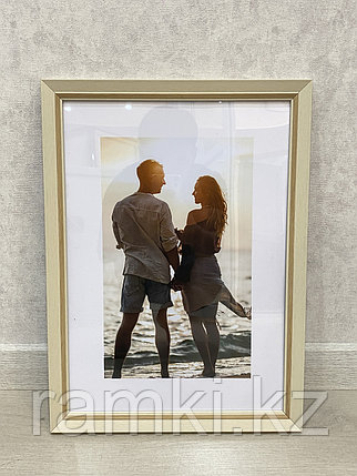 Рамка 30х40 см, Белый  с коричневым контуром, фото 1