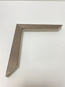 Цвет бронзовая, 3м*2см*1,5см