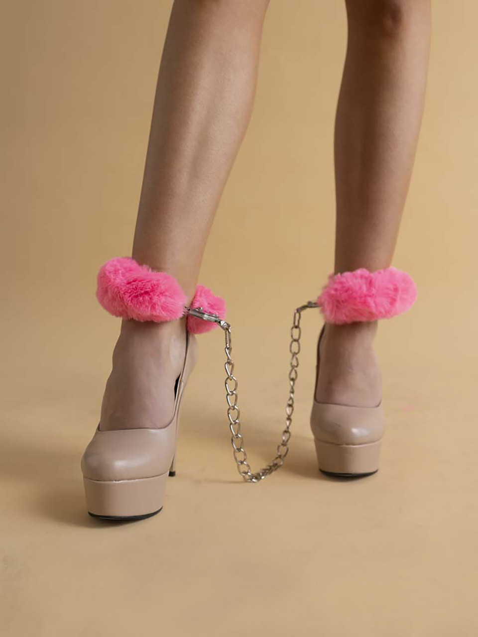 Оковы железные с розовым мехом (Be Mine) (One Size), фото 1