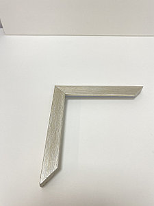 Цвет серебристая с текстурой, 3м*2см*1,5см