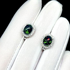 Серьги с шикарным натуральными Черными Опалом