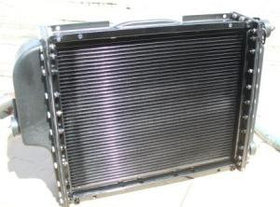 Бак радиатора МТЗ верхний лат. (90-1301055-7)