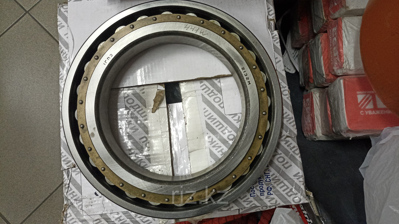 Подшипник качения роликовый радиальный 2132М 1ГПЗ, фото 1