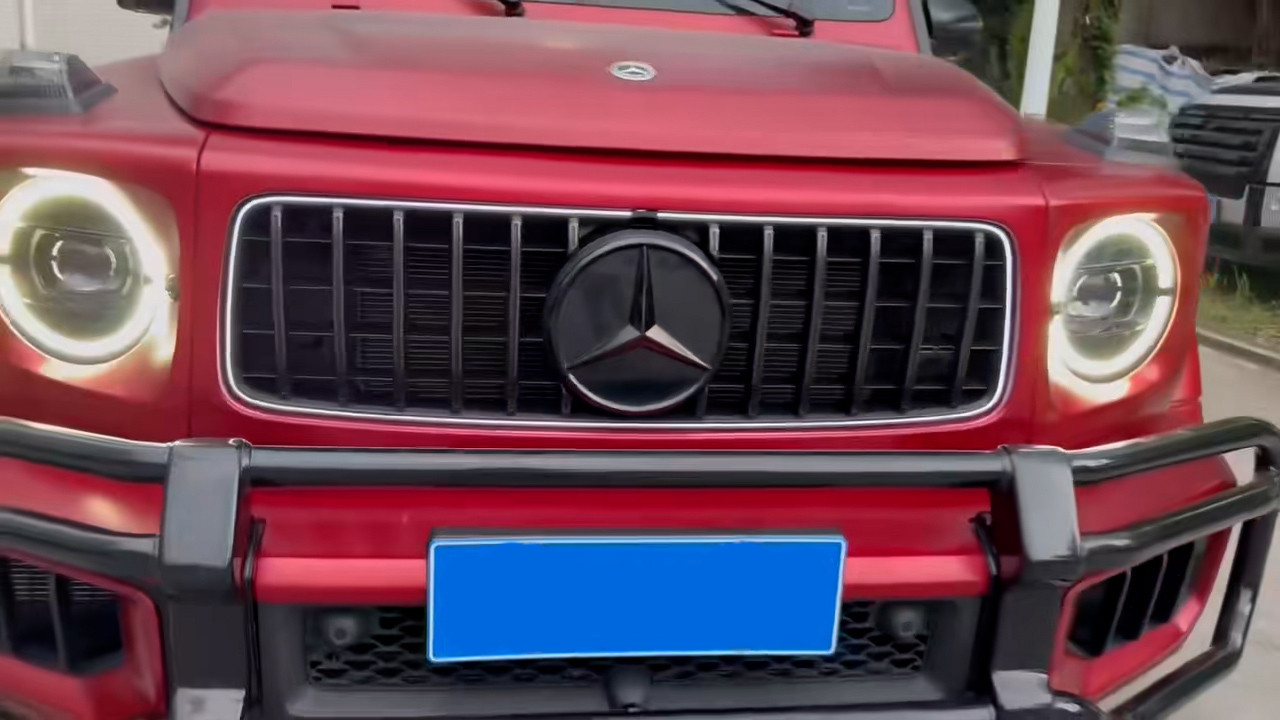 Решетка радиатора с подсветкой для Mercedes-Benz G-Class W465 G500 G450 G350 G550 2024+ Гелик гелентваген обвес - фото 1 - id-p125687740
