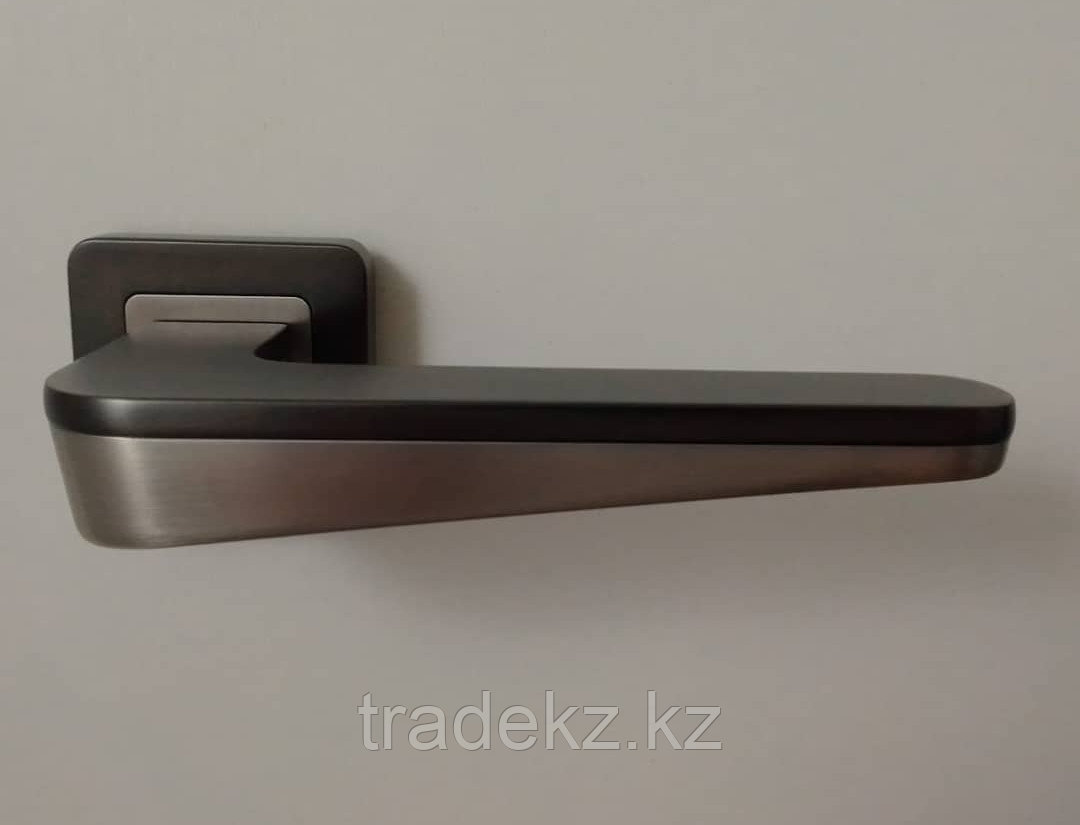 HIGHGRADE HQ813.Z4.SB HG дверная ручка на квадратной розетке антик
