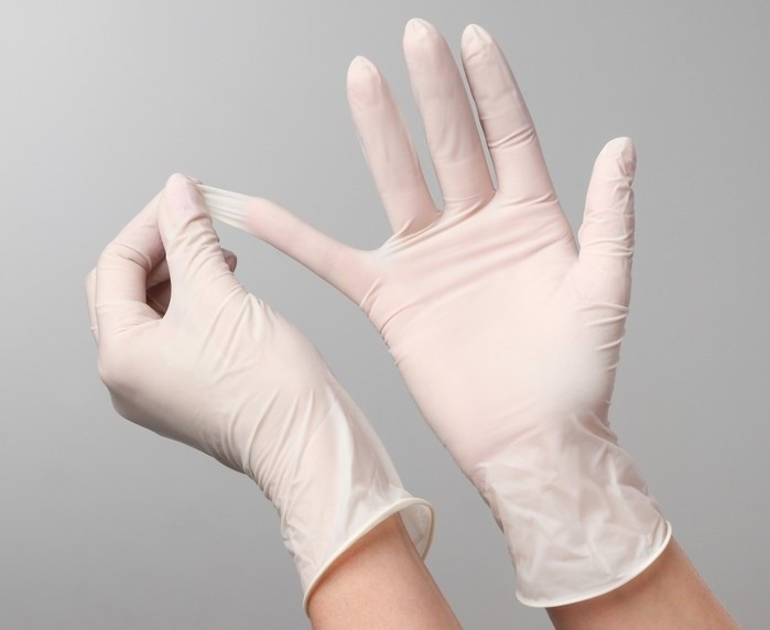 Перчатки латексные смотровые нестерильные неопудренные (сертифицирован).