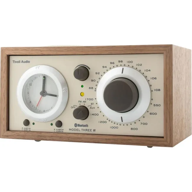 Радиоприемник с часами Tivoli Model Three BT Цвет: Бежевый/Орех [Classic Walnut] M3USBTCLA, фото 1