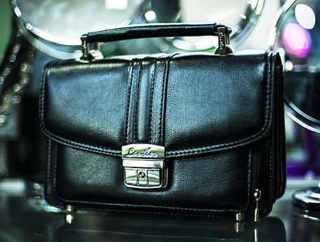 Портфели, барсетки