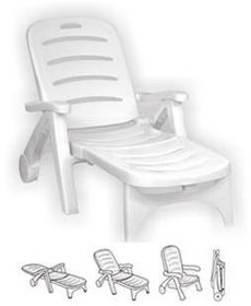 Шезлонг пластиковый трехсоставной складной