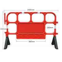 Дорожный барьер красный