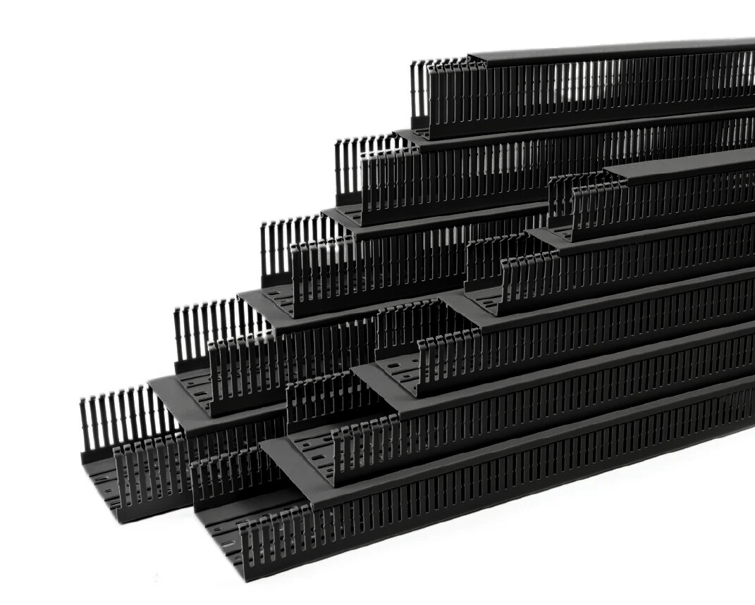KKD 4010; Перфорированный короб с крышкой, 40x100 (ШxВ) Черный