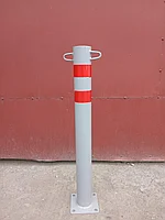 Столбик парковочный металлический (с ушками)