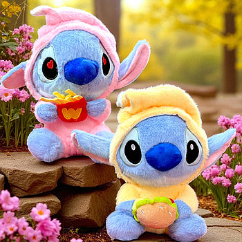 Стич в пижаме с разной игрушкой