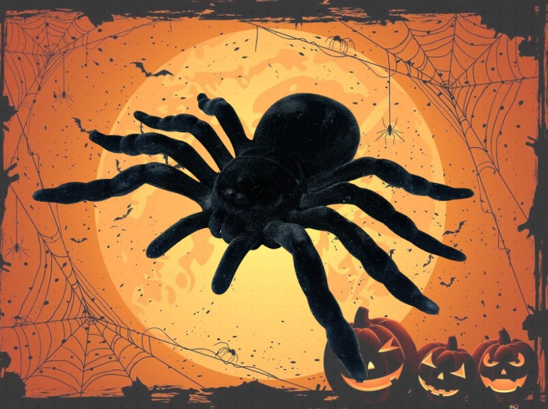 Игрушечный бархатный паук на Хэллоуин для декора 20см