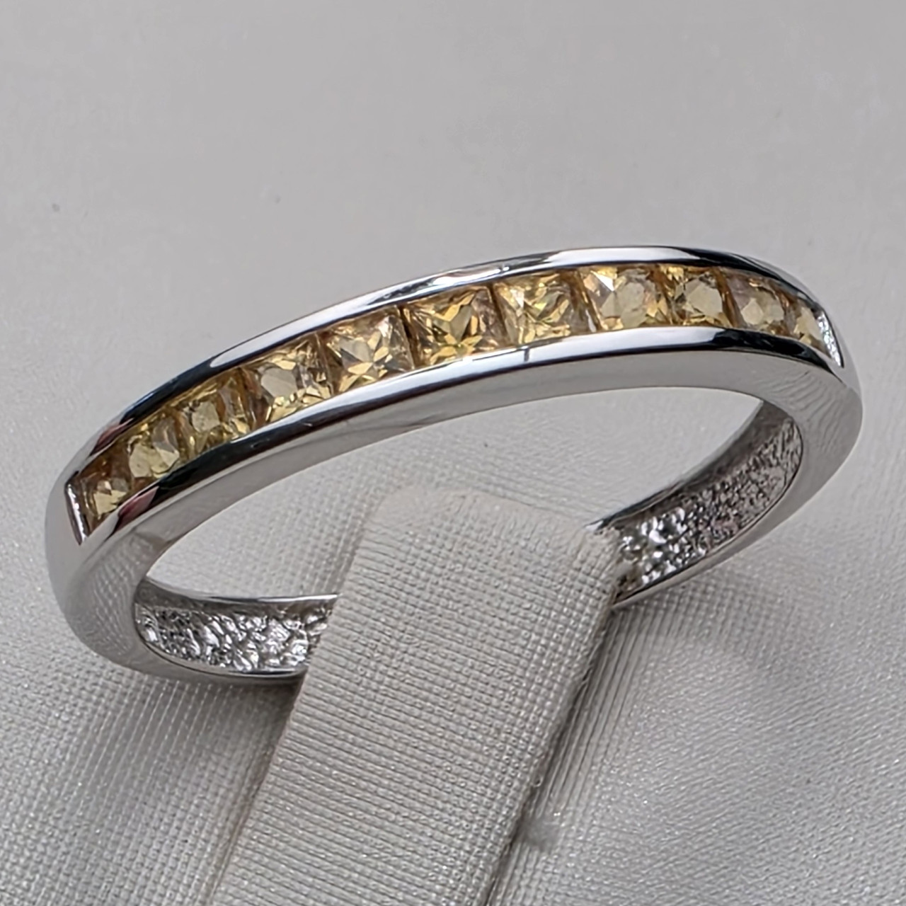 Кольцо серебро 925 проба, вставка цитрин натуральный, 1,72гр, 18 размер, фото 1