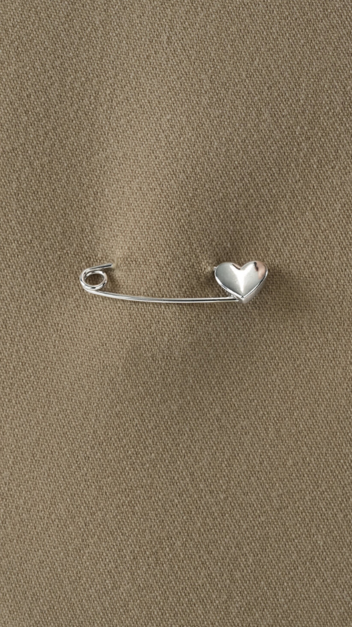 Брошь / булавка ( пр. Абая 141 ), фото 1