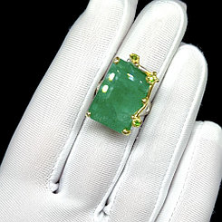 Кольцо эксклюзив с натуральным Изумрудом