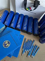 Корпоративный подарочный набор: блокнот + ручка + термос