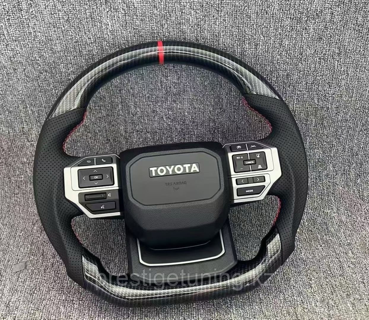 Руль на Land Cruiser Prado 120 2003-09 в стиле Prado 250 2 (Карбон)