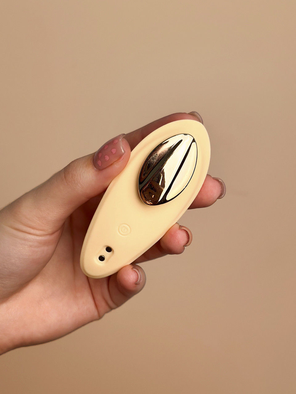 Вибратор-вкладыш в трусики Velta с управлением через приложение (SENSORA)  06863