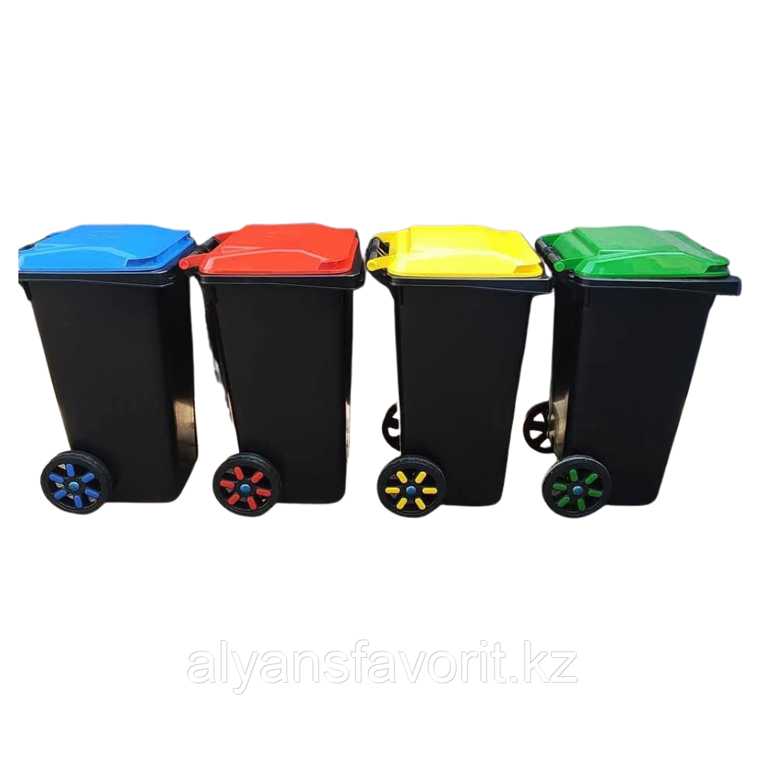 Мусорный контейнер на 120 литров с крышкой. РФ.