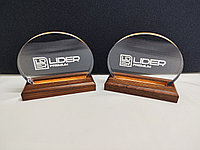 Сувениры и статуэтки из акрила на заказ