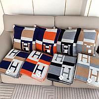 Пледы двусторонние Hermes Avalon Bayadère из шерсти.