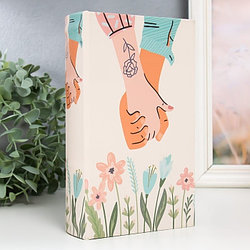 Книга Рука в Руке 21х13х5 см 51295 ключевой замок