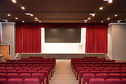 Актовый зал