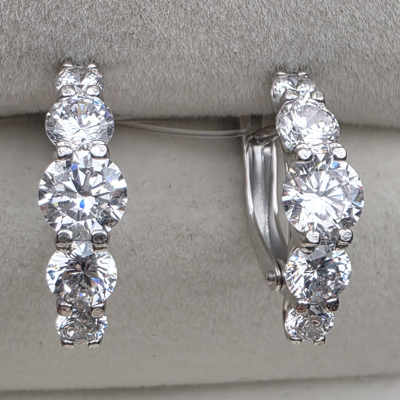 Серьги серебро 925пр 2,43г, вставка фианиты, фото 1