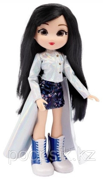 Кукла коллекционная Люси Уникальные глазки 25 см