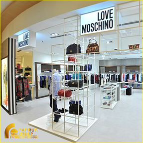 Вывески для бутика Moschino