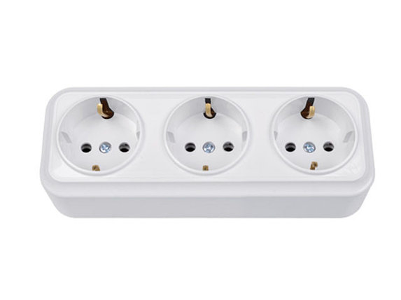 Розетка 3-ая (открытая, с/з) белая, Вариант, Bylectrica, фото 1
