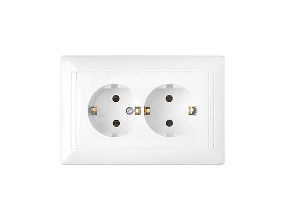 Розетка 2-ая (скрытая, с/з) белая, Стиль, Bylectrica, фото 1