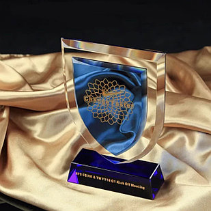 Щит в форме синего хрустального стекла наградная доска с голубым хрустальным основанием трофей