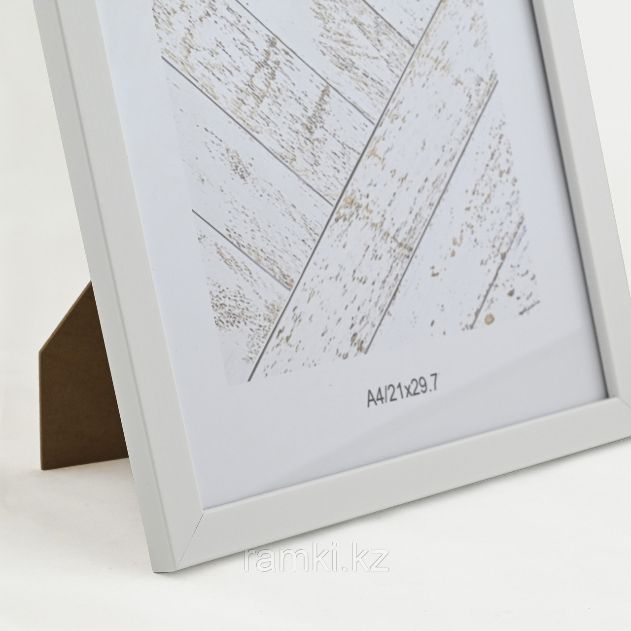 Белая фоторамка А4