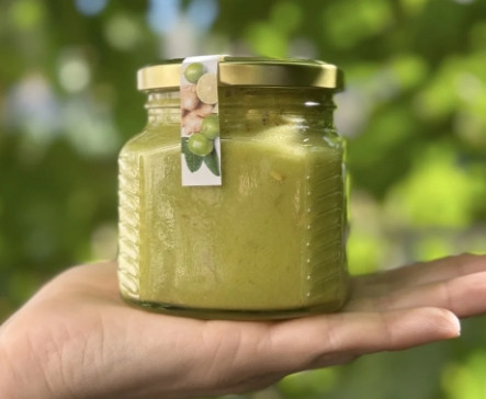 Мед с добавлением ягод и фруктов