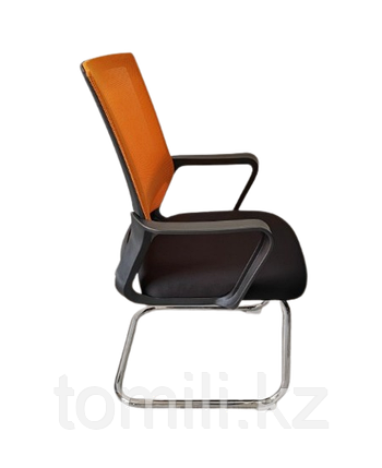 Кресло офисное на полозьях оранжевое, фото 2