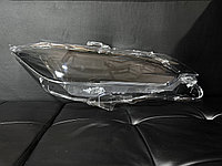 Стекло фары на Toyota Camry XV55 Europe левое 2014-2018 г