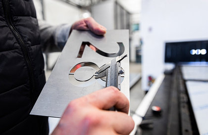 Лазерная или плазменная резка металла — что выбрать?