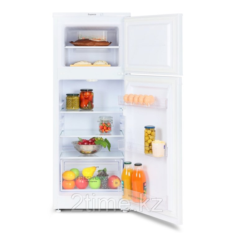 Узкий двухкамерный холодильник с верхней морозильной камерой Бирюса 422