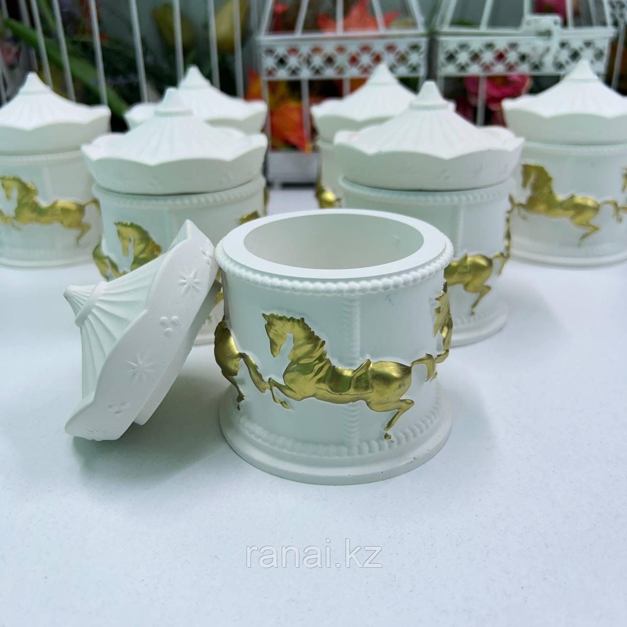 Шкатулка "Лошадки"