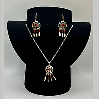 Комплект казахских национальных украшений из подвески и сережек круглые с красным камнем и бусинами 2 вид