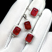 Роскошный комплект с натуральными Рубинами