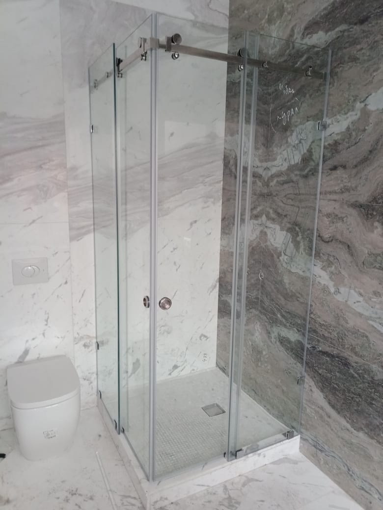 Душевое ограждение кабина из каленного стекла 8мм с раздвижными дверями купэ, фото 1