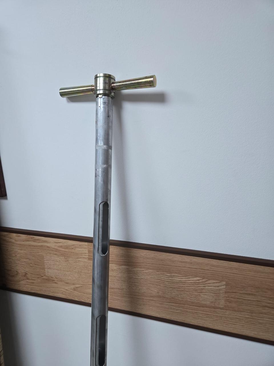 ПВА-3 Пробоотборник вагонный алюминиевый щелевидный 2 м, активная часть 1,7 м, длине с ручками, диаметр,