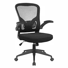 Офисное кресло с откидными подлокотниками