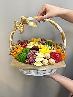 Корзина из сухофруктов, 33х33 см